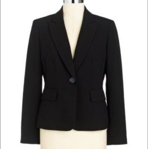 Black Tailored Blazer